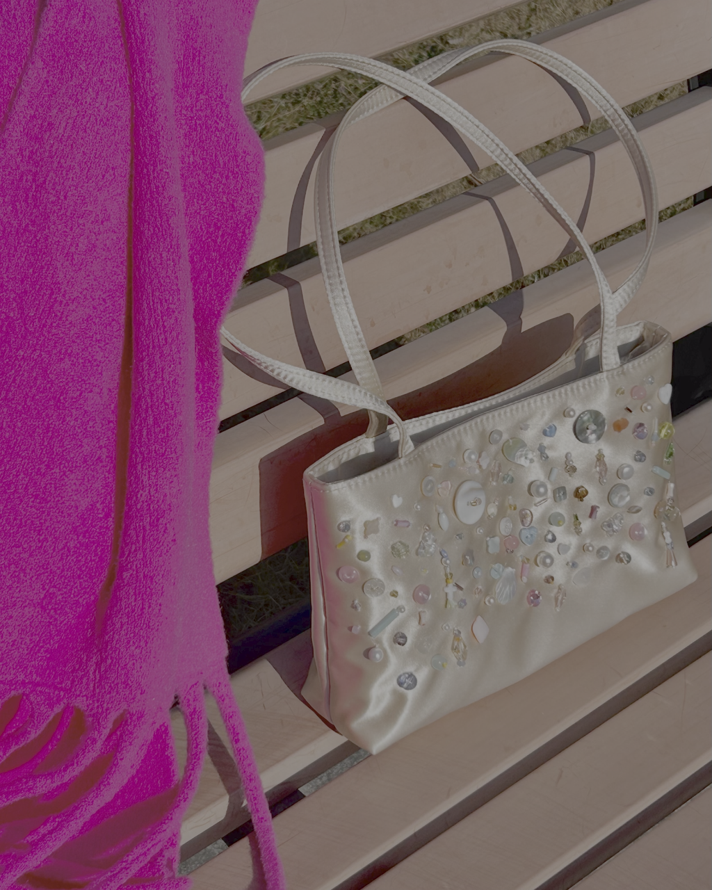 Hand-Beaded Underarm Rectangular Bag (Satin)