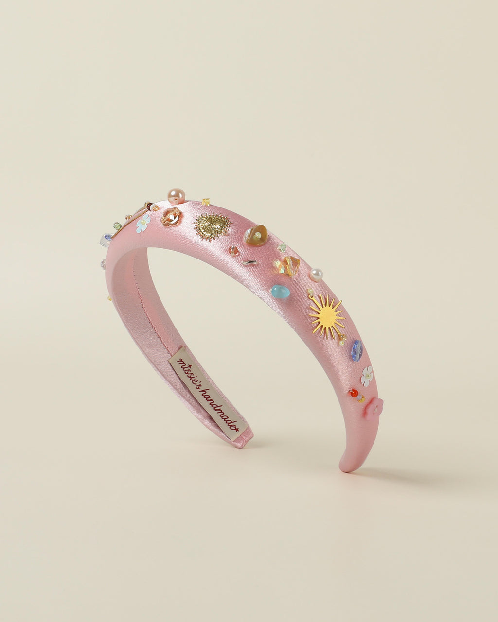 002b product photo