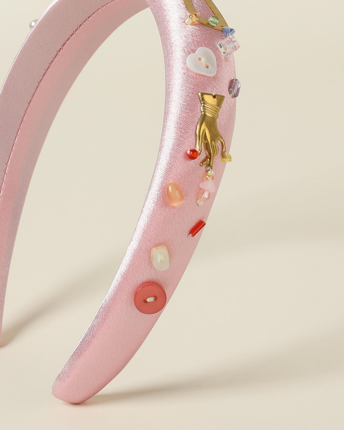 002b product photo