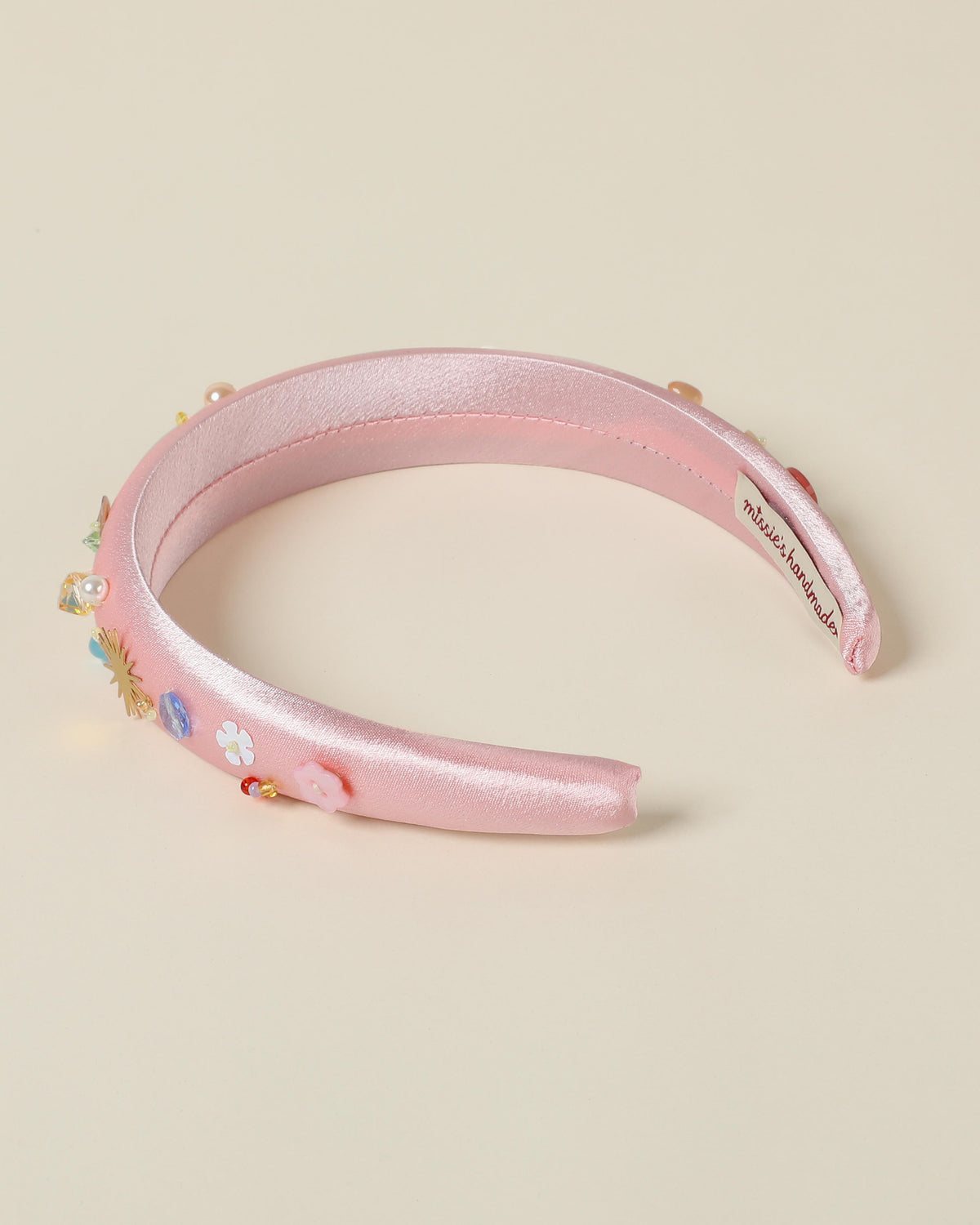 002b product photo