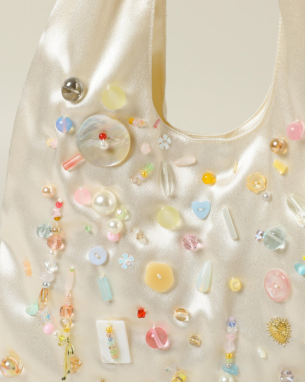 Hera Triangle Bag