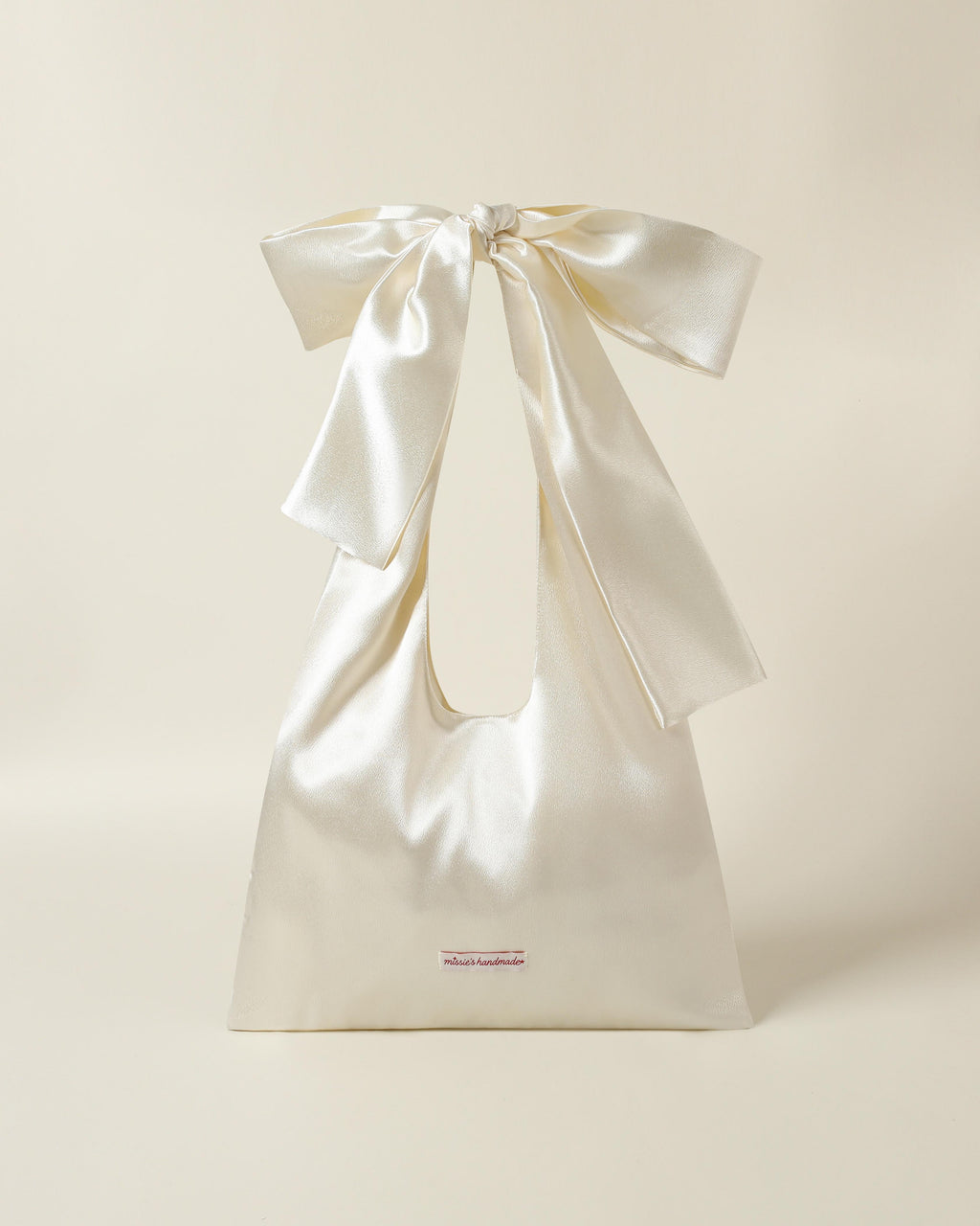 Alcione Triangle Bag
