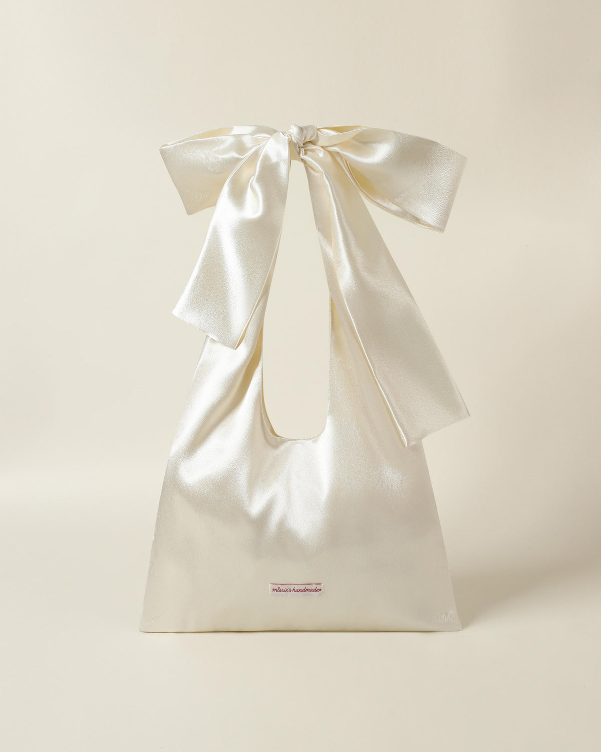 Alcione Triangle Bag