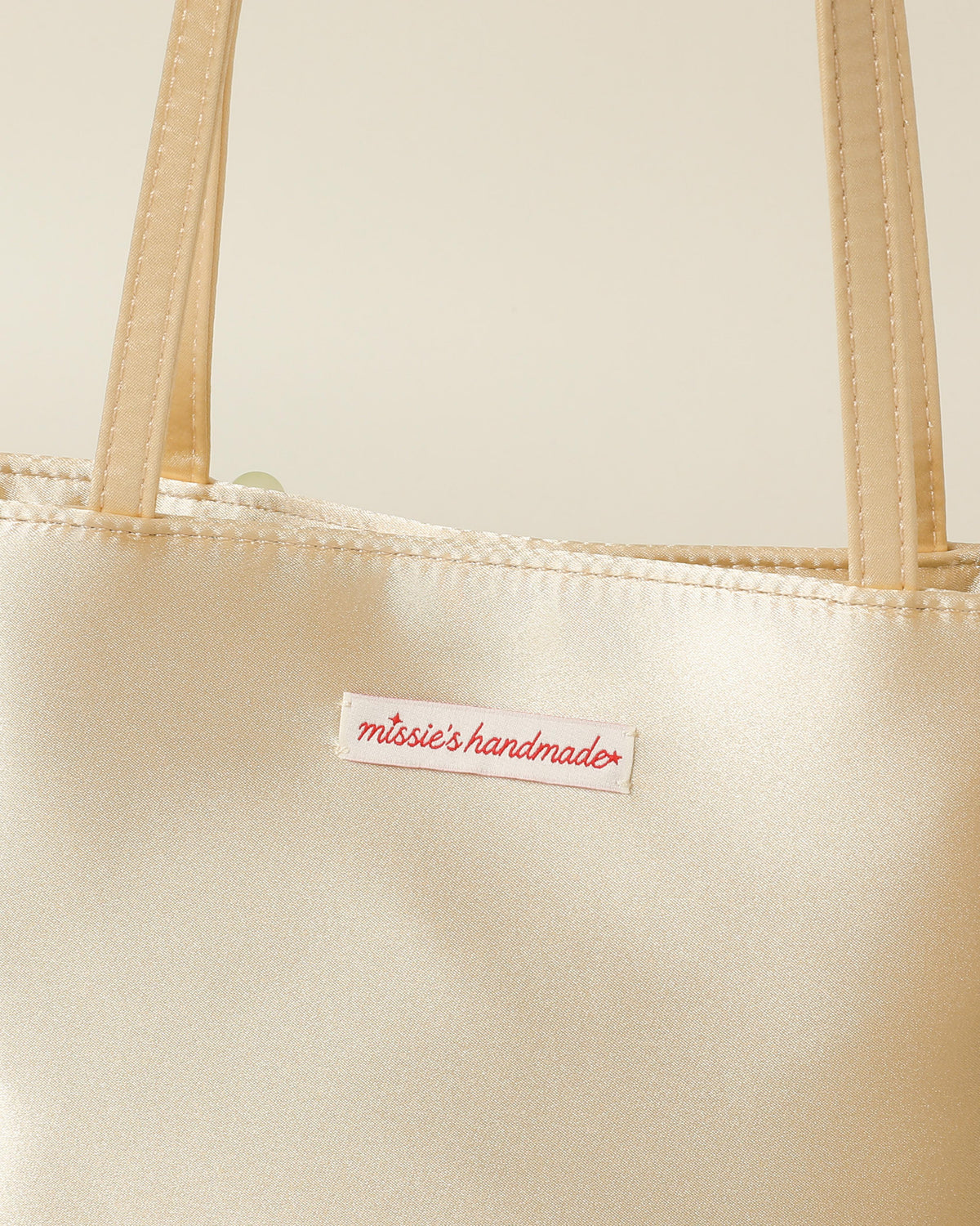 Galatea Shoulder Bag